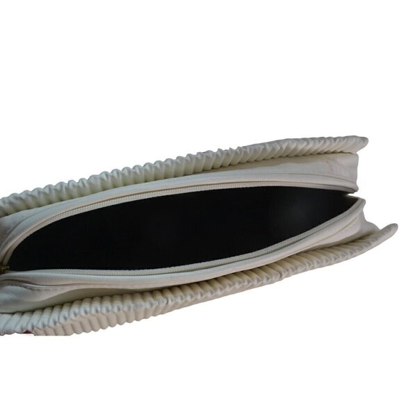 Bvlgari Makeup Bag White Ribbed Cosmetic Bag With Gold Zipper & Charm- LT3177 - Picture 4 of 6